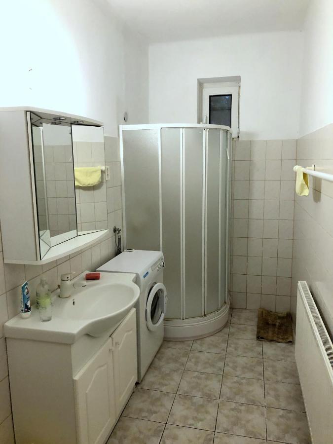 Apartament Elvira Vendeghaz Kisbodak Zewnętrze zdjęcie